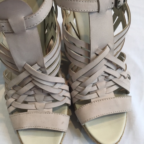 COLIN STUART Nude Leather Wedges - Picture 5 of 8